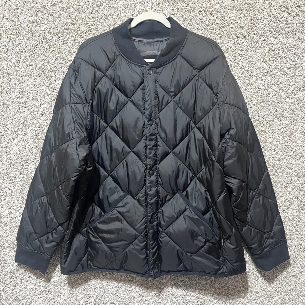 Calvin Klein Jacket Men's XXL Black & Camo Reversible Quilted Snap Front Bomber